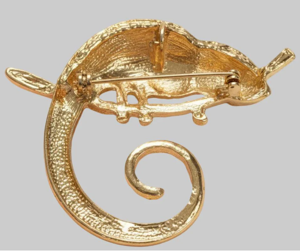 Back view of the chameleon brooch pin featuring the clasp and hinge mechanism